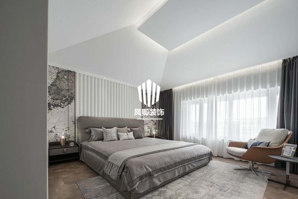 簡潔高級灰，適度雅致